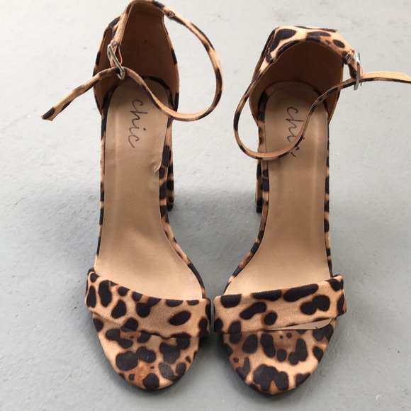 Leopard Print High Heels by Chic size 5 - Picture 2 of 4